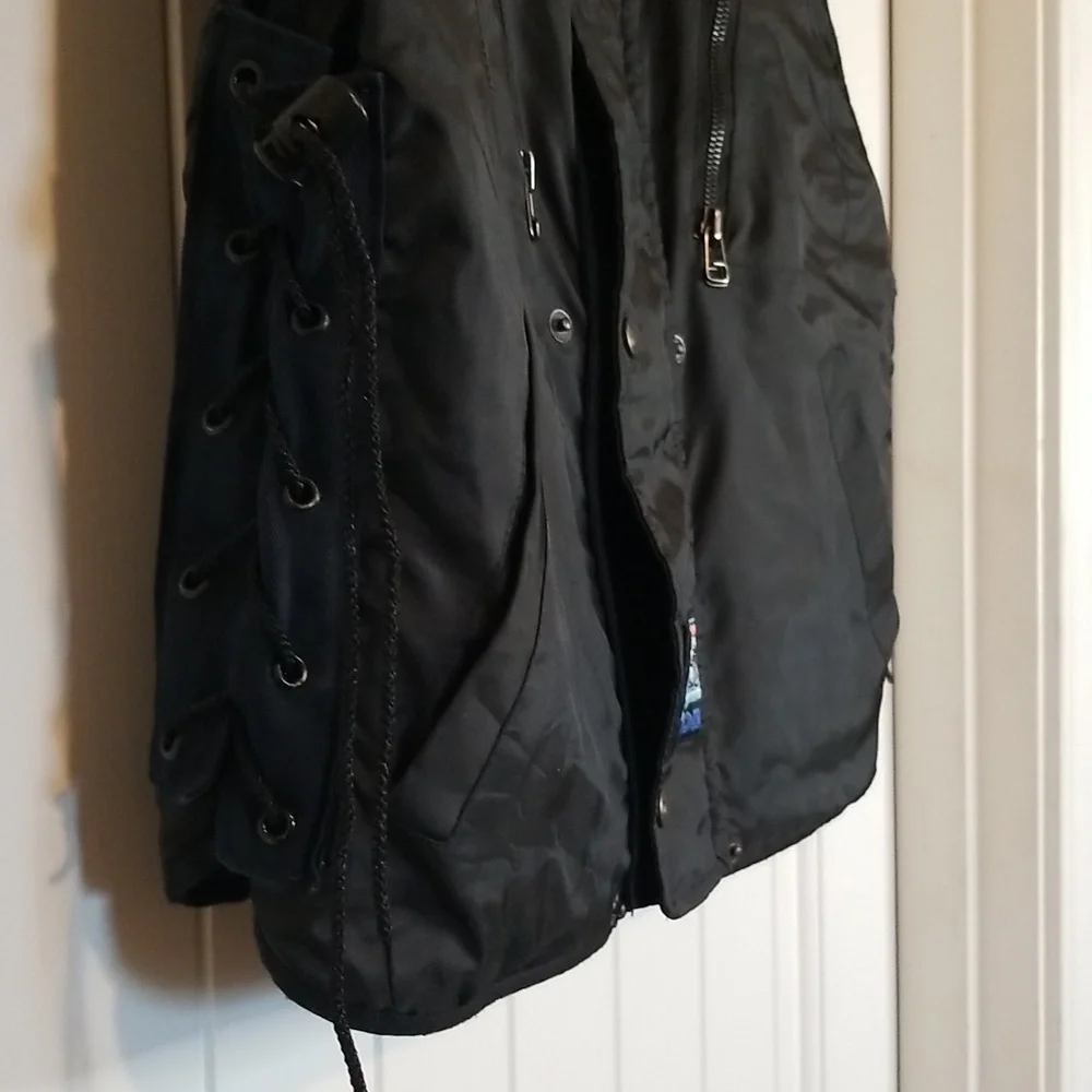 Vanson Black Triple Closure adjustable Quilted Vest Size 42 - Picture 6 of 13